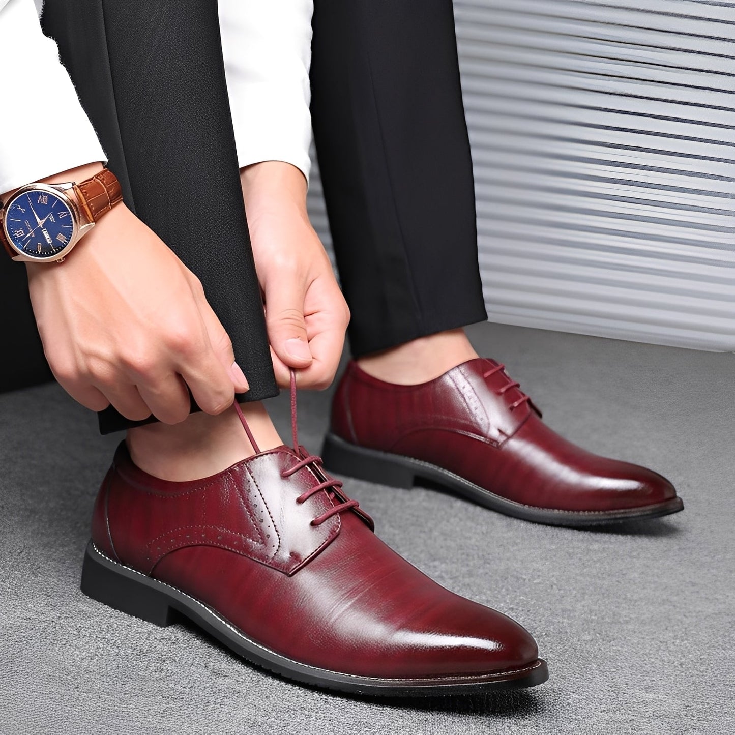 Desmond - Modische Lederschnürschuhe mit Lochverzierungen für Herren