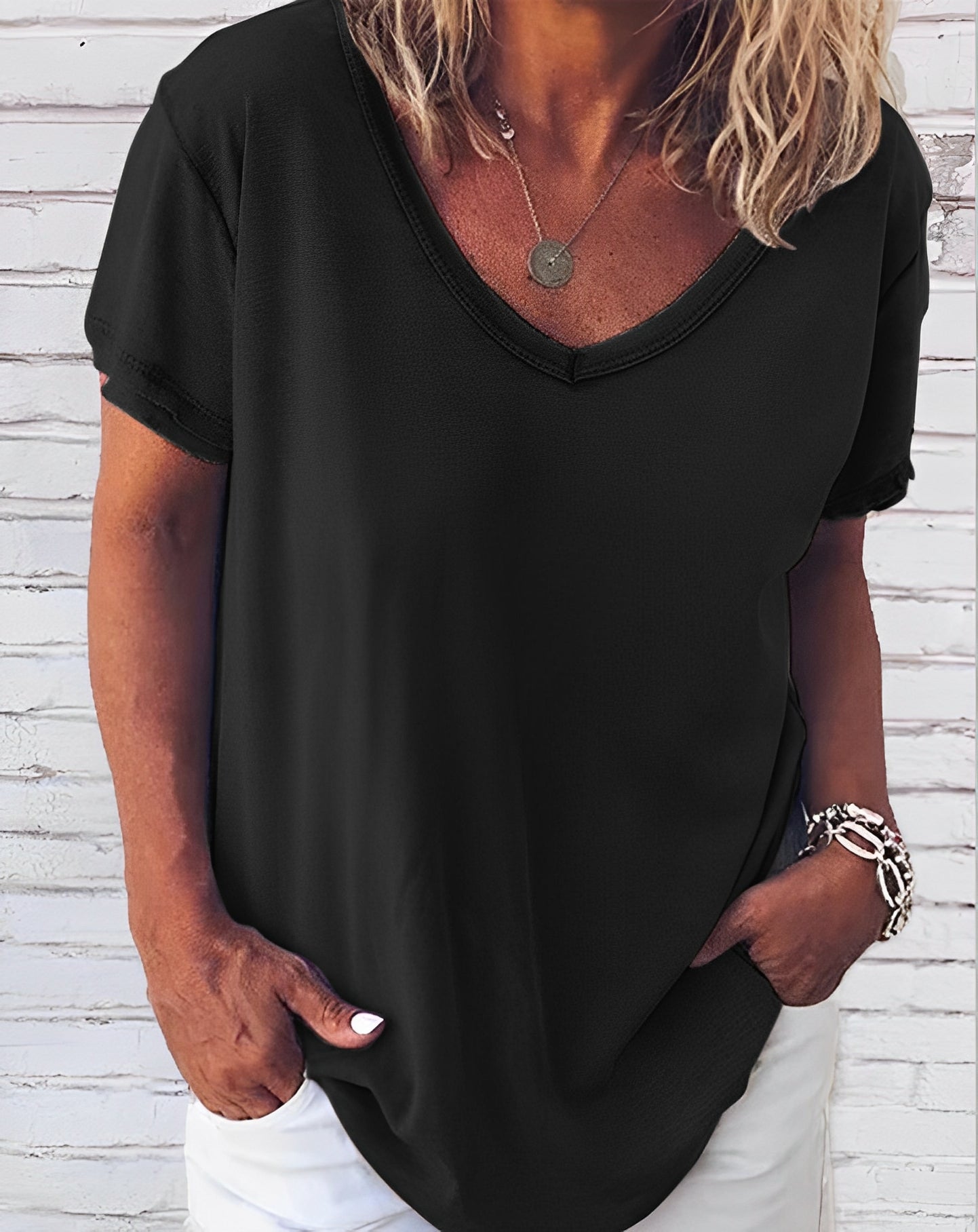 Dayna - Kurzärmeliges T-Shirt mit V-Ausschnitt für Damen