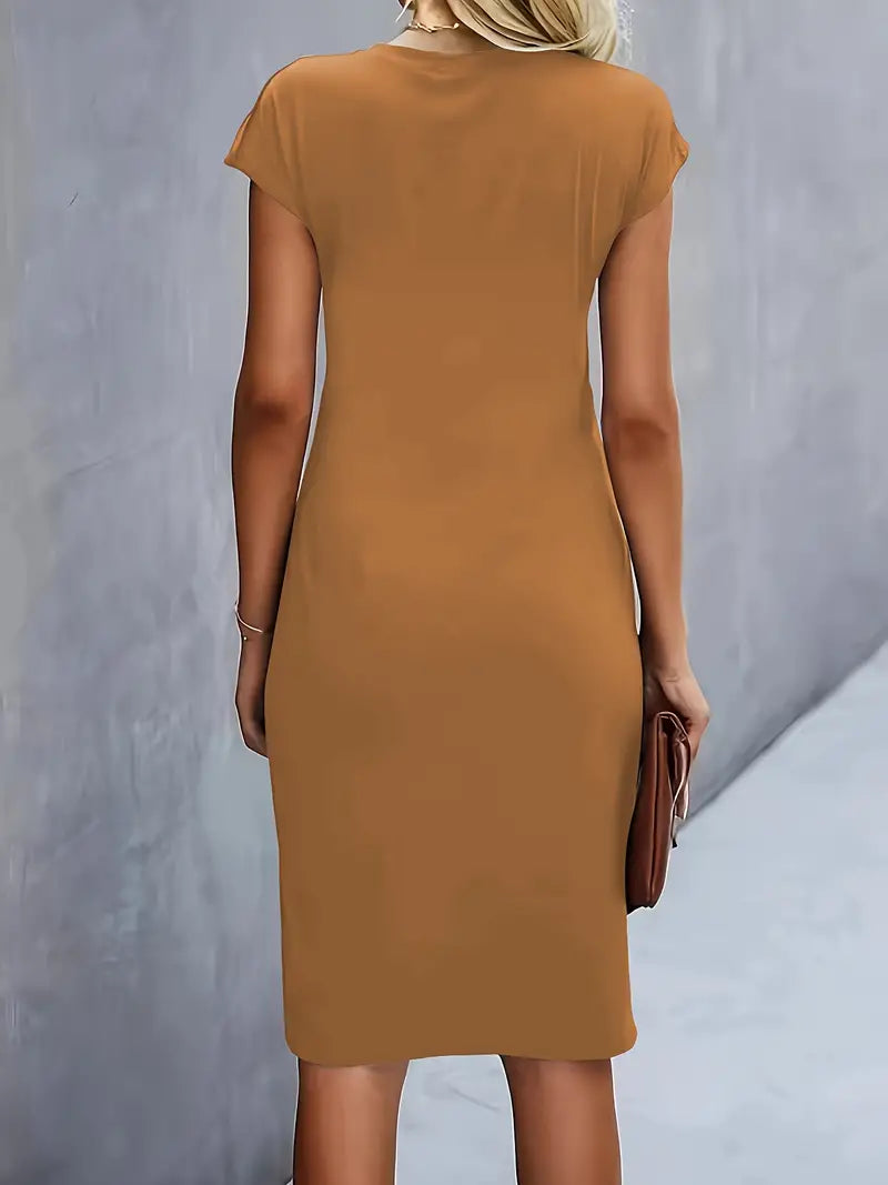 Reilly – Midikleid mit femininem Knotendetail auf der Vorderseite