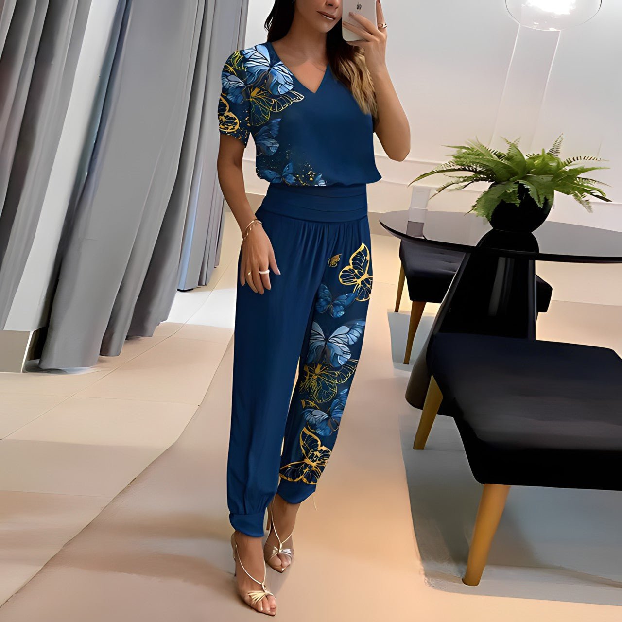 Alexandra – Outfit aus Oberteil und Hose