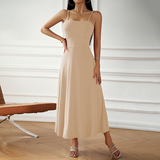 Alana - Modisches schlichtes Midikleid für Damen