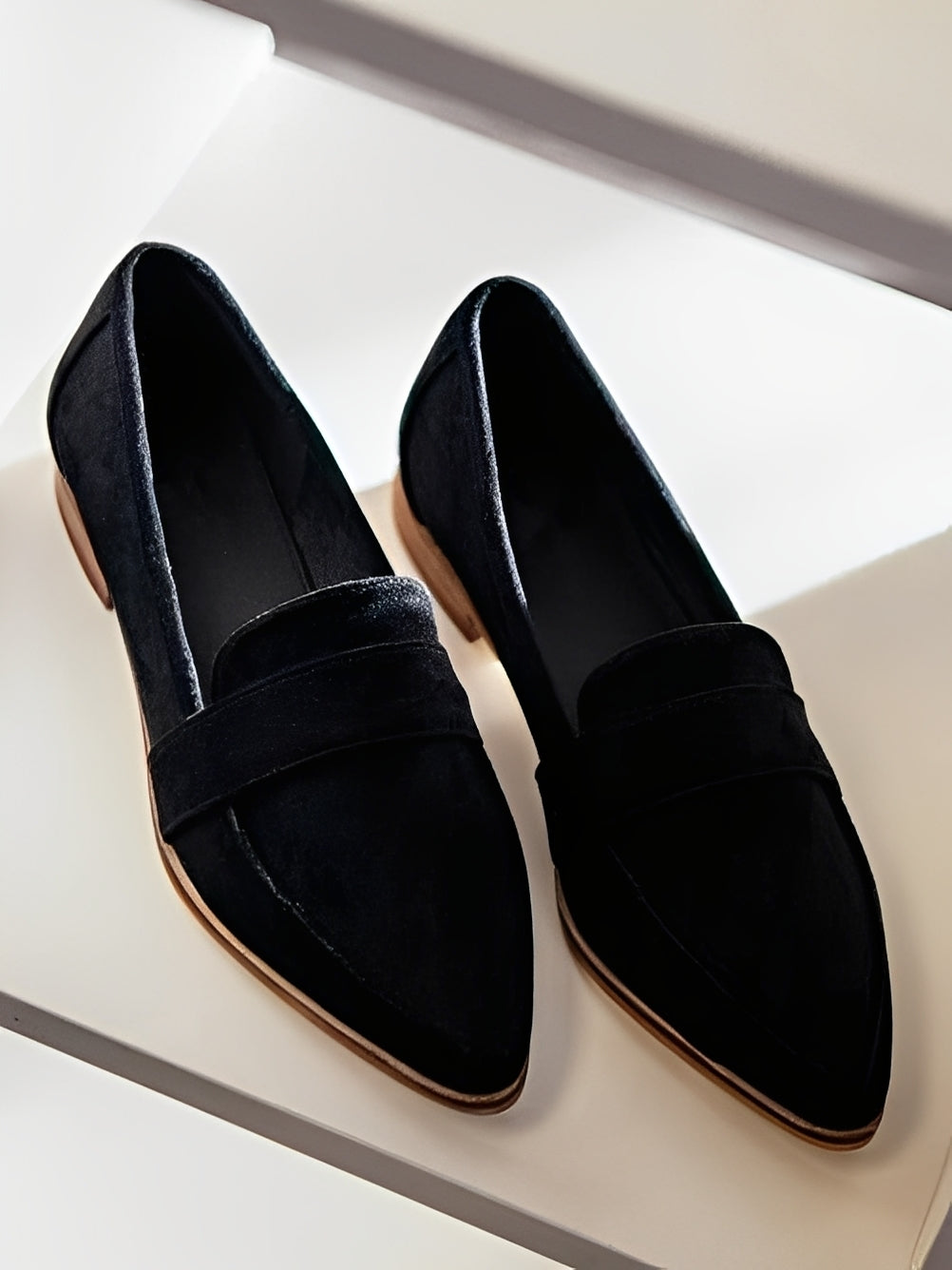 Christal - Schicke spitze Wildleder-Loafer für Damen