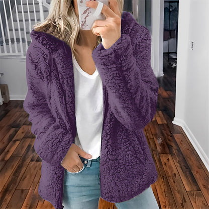 Blaire - Bequeme Damenjacke mit Kapuze aus Teddyfell