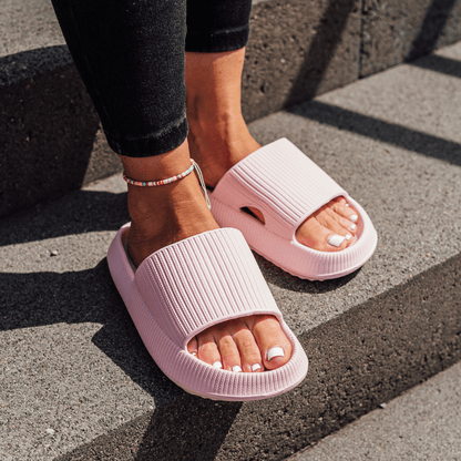 Rumi – Bequeme Schuhe für drinnen & draußen