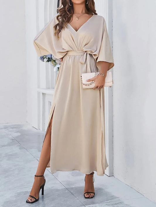 Delphia - Lockeres, gespaltenes Kleid mit Ärmeln für Damen