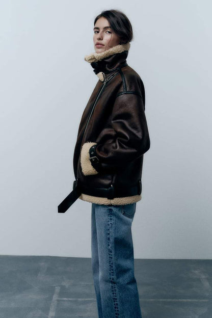 Bridget - Jacke mit Kunstleder-Revers Schick